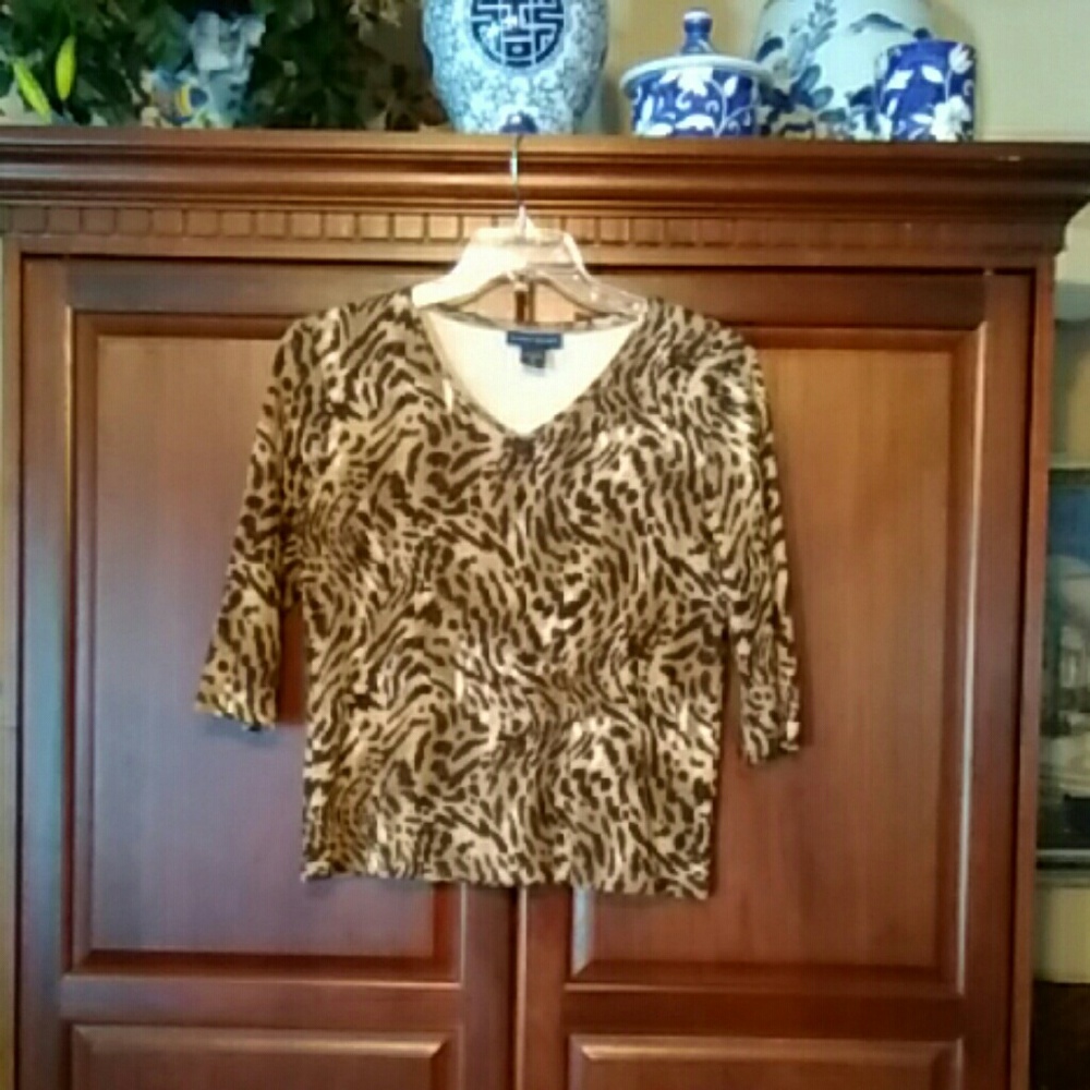 Animal Print Top - Picture 1 of 5